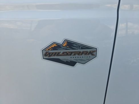 Certified 2023 Ford Bronco Wildtrak AWD/4WD image 2
