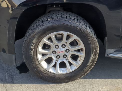 Used 2016 GMC Yukon SLT image 13