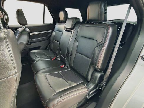 Used 2018 Ford Explorer Sport w/ Equipment Group 401A AWD/4WD image 30