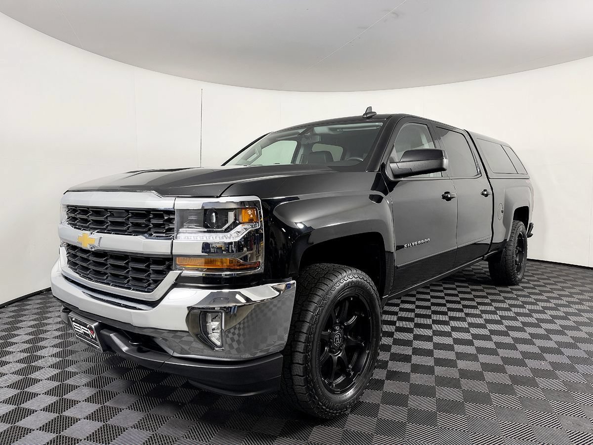 Used 2017 Chevrolet Silverado 1500 LT w/ All Star Edition AWD/4WD image 2