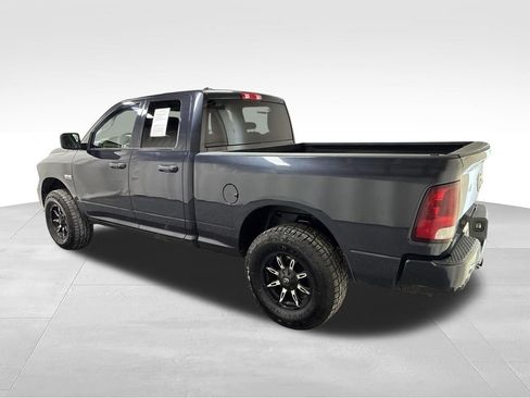 Used 2018 RAM 1500 Express AWD/4WD image 8