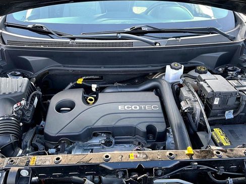 Used 2018 Chevrolet Equinox LS FWD image 10