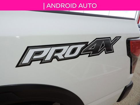 Used 2023 Nissan Titan PRO-4X AWD/4WD image 11