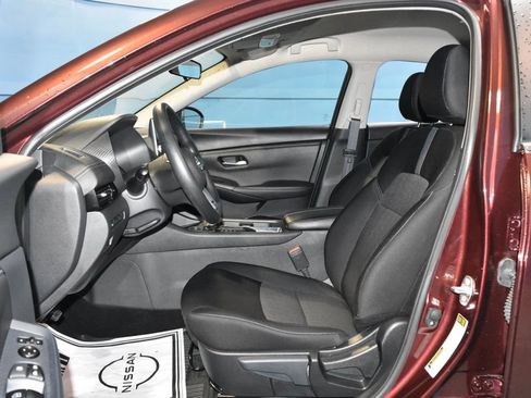 Certified 2024 Nissan Sentra SV image 6