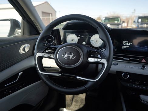 New 2026 Hyundai Elantra Limited image 13