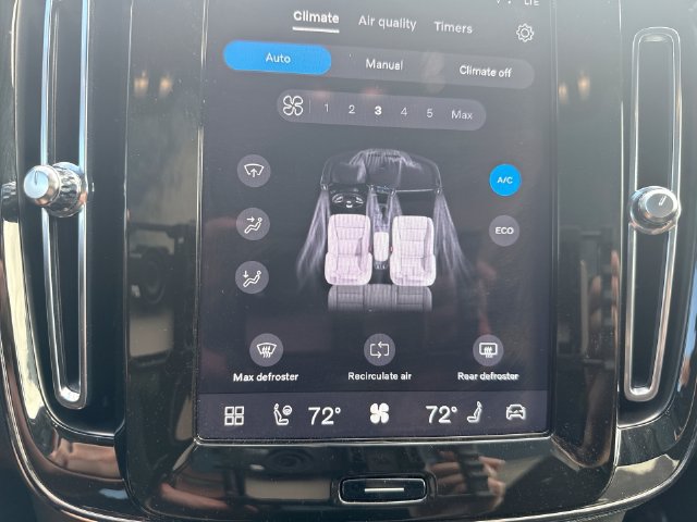 Certified 2023 Volvo C40 P8 Recharge Ultimate AWD/4WD image 20