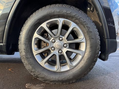 Used 2015 Jeep Grand Cherokee Limited image 13