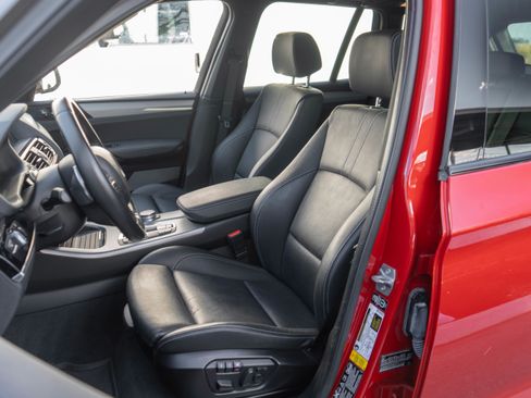 Used 2015 BMW X3 xDrive28i image 8