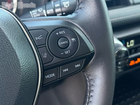 Used 2024 Toyota RAV4 XLE image 17