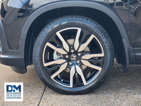 Used 2020 Honda Pilot Touring image 18