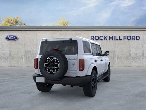 New 2026 Ford Bronco Outer Banks image 9