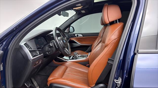 Used 2022 BMW X7 M50i w/ Dynamic Handling Package AWD/4WD image 14