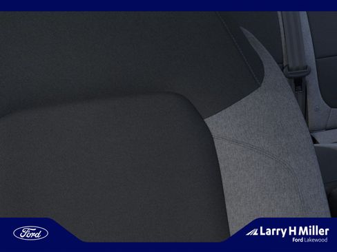 New 2025 Ford Bronco 4-Door AWD/4WD image 18