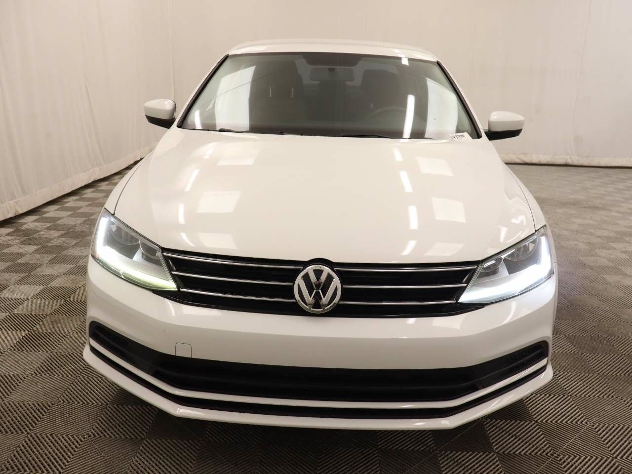 Used 2017 Volkswagen Jetta S FWD image 4