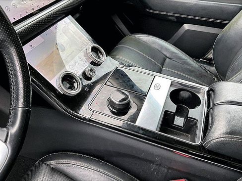 Used 2020 Land Rover Range Rover Velar S image 14