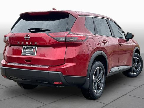 Certified 2026 Nissan Rogue SV FWD image 12
