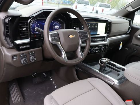 New 2026 Chevrolet Silverado 1500 LTZ w/ LTZ Premium Package AWD/4WD image 5