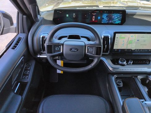 New 2026 Ford Expedition Tremor image 15