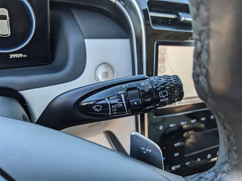 Used 2022 Hyundai Tucson Limited w/ Cargo Package image 35