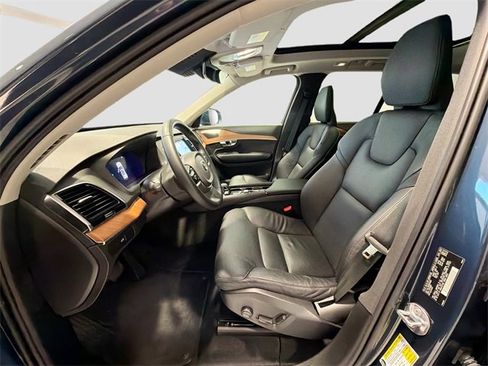 Used 2024 Volvo XC90 B5 Plus image 19