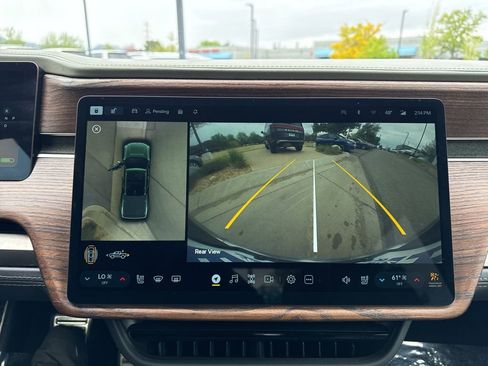 Used 2022 Rivian R1T Adventure AWD/4WD image 20