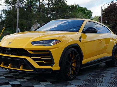 Used 2020 Lamborghini Urus AWD/4WD image 13