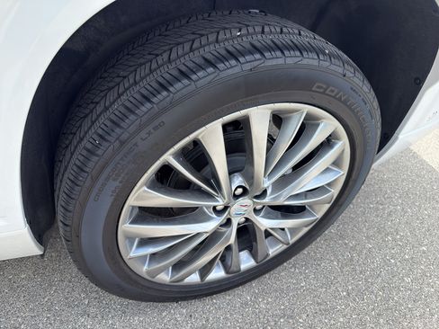 Used 2025 Buick Enclave Avenir w/ Super Cruise Package AWD/4WD image 4