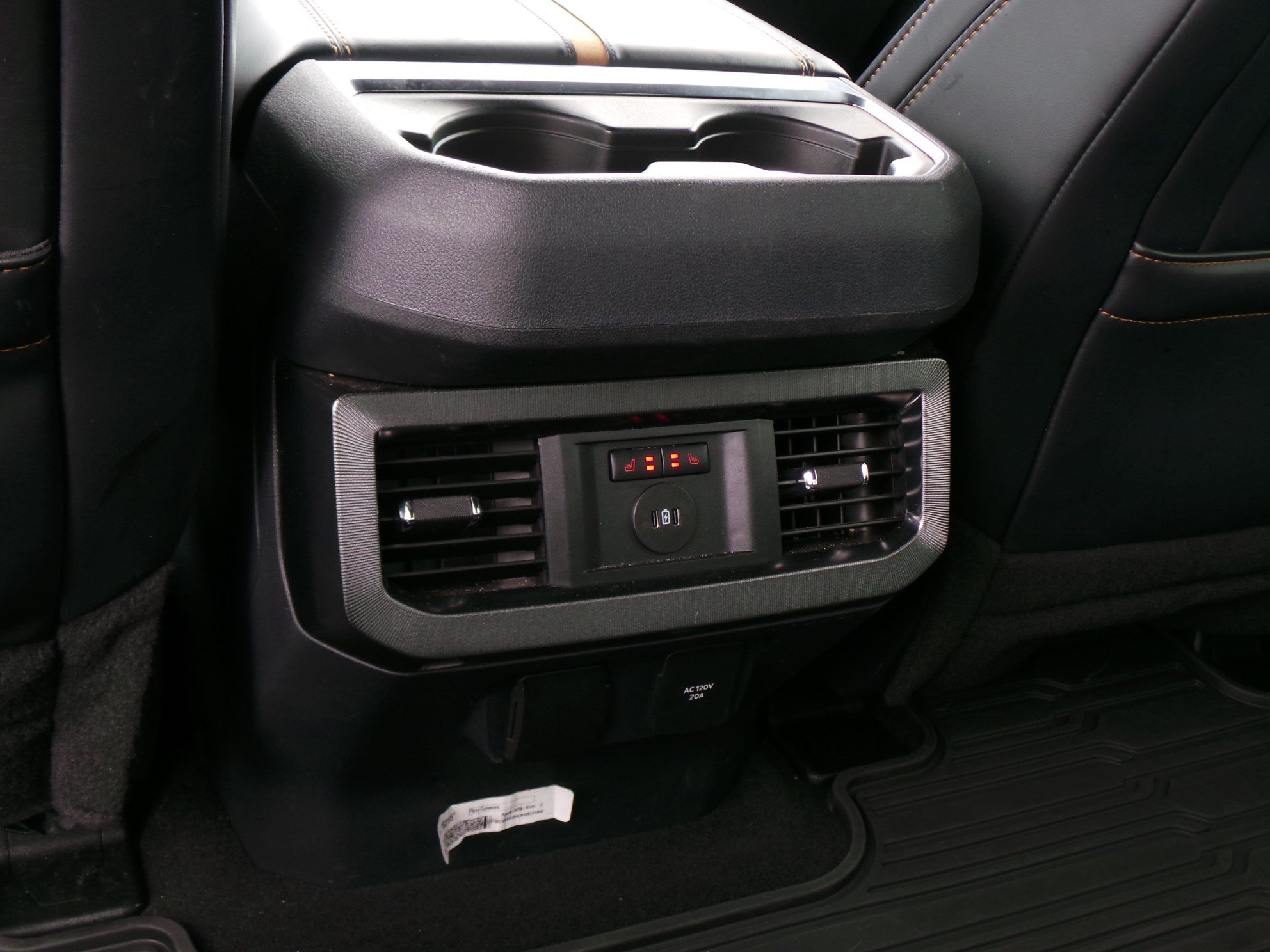 Used 2024 Ford F250 Platinum w/ FX4 Off-Road Package AWD/4WD image 42