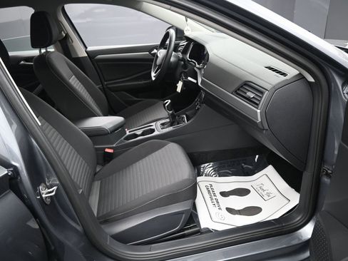 Used 2024 Volkswagen Jetta S image 35