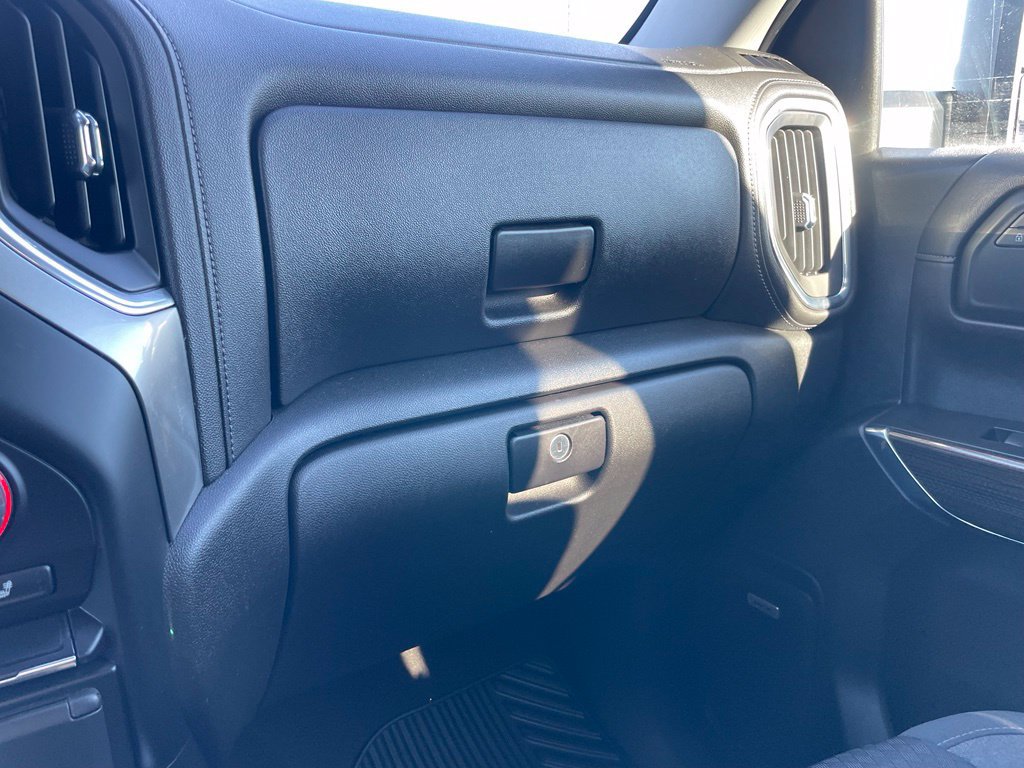 Used 2021 Chevrolet Silverado 1500 RST w/ Convenience Package II AWD/4WD image 41