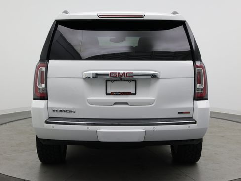 Used 2019 GMC Yukon Denali w/ Denali Ultimate Package RWD image 6