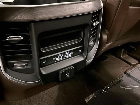 Used 2025 RAM 1500 Laramie w/ Trailer Tow Group AWD/4WD image 33