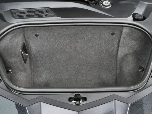 Used 2024 Chevrolet Corvette Z06 RWD image 36