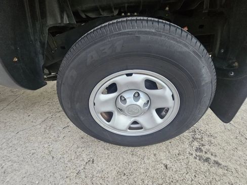 Used 2010 Toyota Tacoma PreRunner image 10