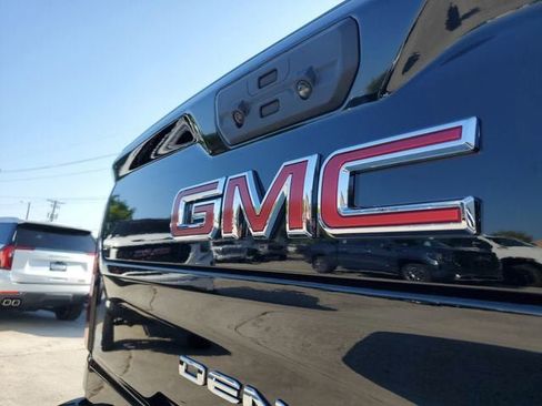 New 2026 GMC Sierra 2500 Denali w/ Denali Reserve Package image 7