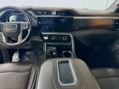 Used 2022 GMC Sierra 1500 Denali image 17