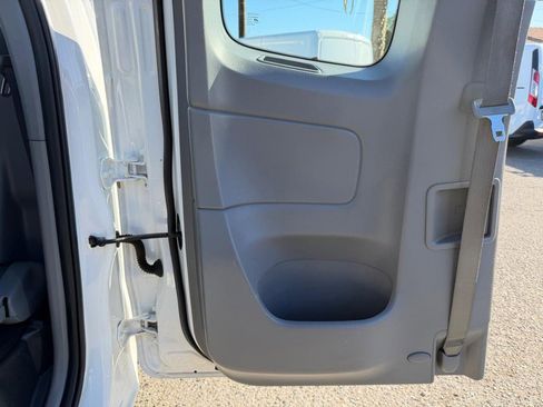 Used 2013 Toyota Tacoma 2WD Access Cab image 19