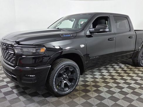 New 2026 RAM 1500 4x4 Crew Cab image 3