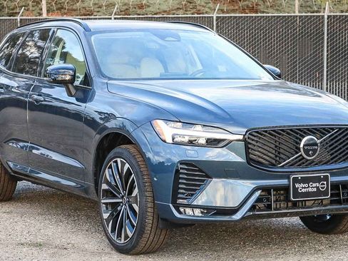 New 2026 Volvo XC60 B5 Ultra w/ Protection Package Premier image 3