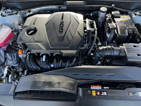 Used 2025 Hyundai Sonata SEL FWD image 33
