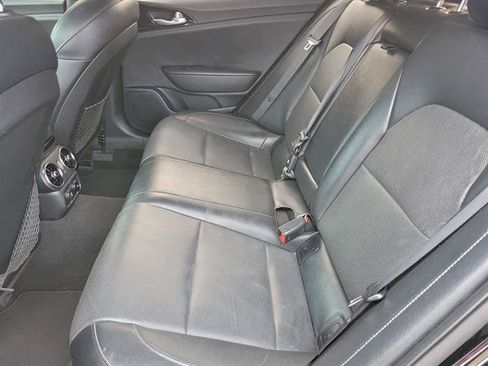 Used 2022 Kia Stinger GT-Line RWD image 7