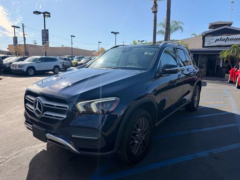 Used 2021 Mercedes-Benz GLE 350 4MATIC w/ Premium Package image 3