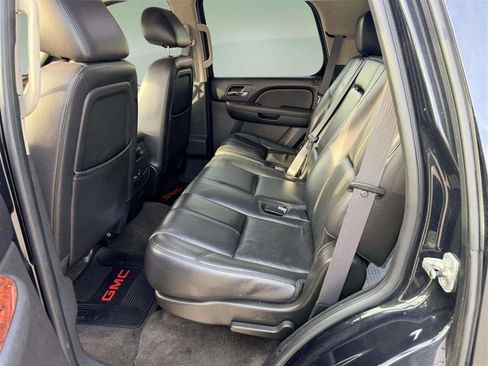 Used 2011 GMC Yukon SLT image 20
