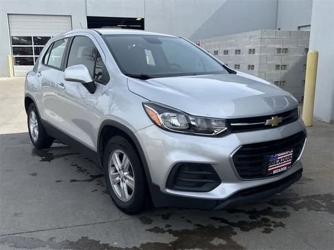 Used 2020 Chevrolet Trax LS image 6