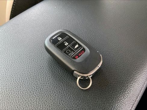 Used 2025 Honda CR-V EX image 15