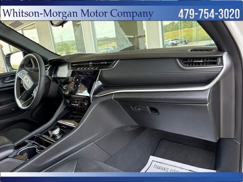 Used 2023 Jeep Grand Cherokee L Laredo RWD image 45