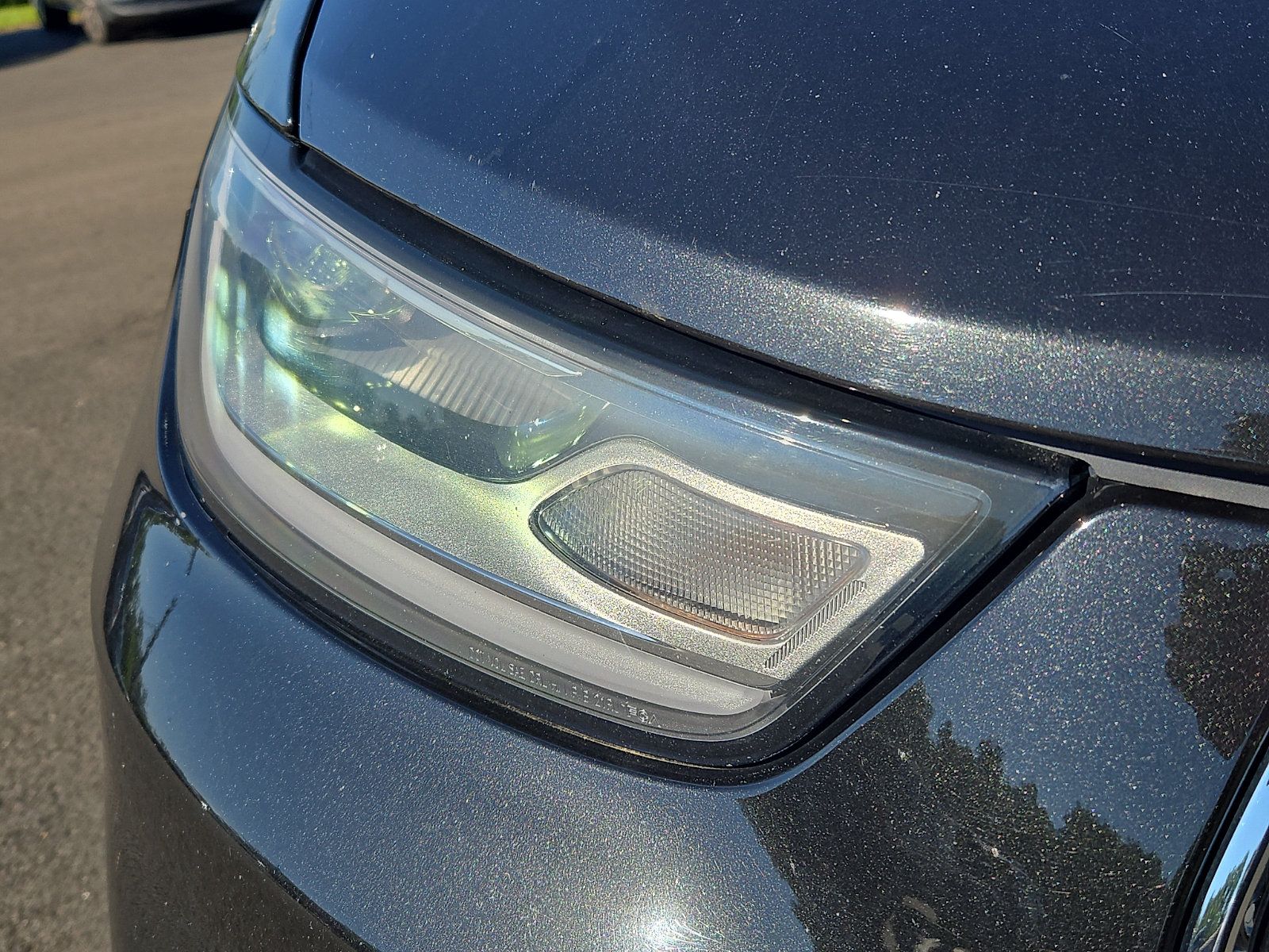 Used 2023 Chrysler Pacifica Touring-L AWD/4WD image 9