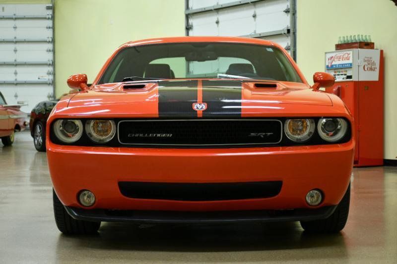 Used 2010 Dodge Challenger SRT8 w/ SRT Option Group II RWD image 3