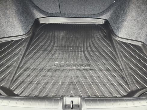 Used 2022 Honda Accord Sport image 32