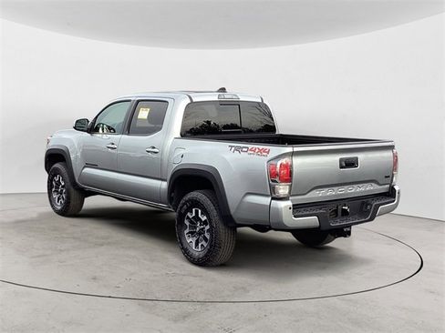 Certified 2023 Toyota Tacoma TRD Off-Road image 3